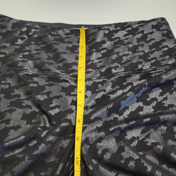 Chicos Zenergy Womens So Slimming Leggings Size Medium Black Houndstooth Foil - Picture 11 of 12